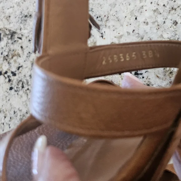 GUCCI Marrakech Tassel Sandals